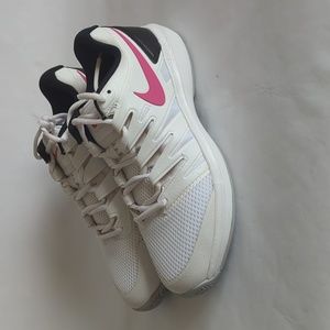 Nike Women's Air Zoom Prestige HC AA8024-102 tennis shoes US 9.5